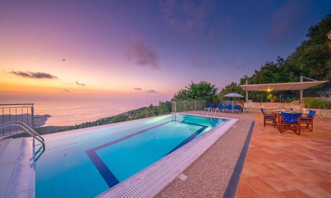 Assos Villa | Villa ∙ 3 bedrooms ∙ 6 guests