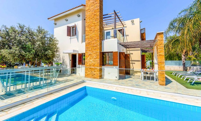 Ayia Thekla Villa | Villa ∙ 3 bedrooms ∙ 8 guests
