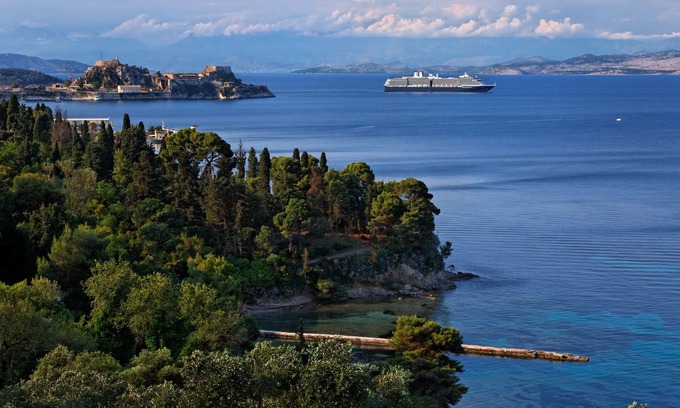 Corfu Town Villa | Villa Aphrodite - Luxury Elegant Villa With The Most Stunning View of Corfu