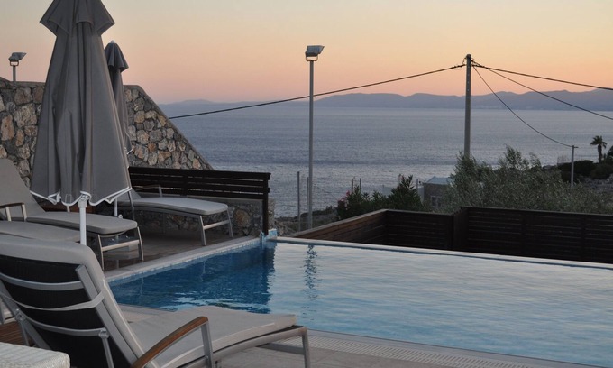Pefkos Villa | Villa Edith Pefkos / Lindos