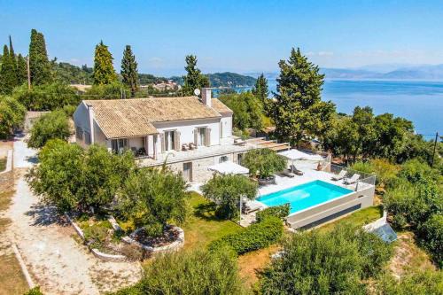 Perama Villa | Villa Giovannina