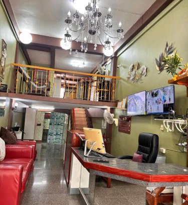 Ratchathewi Hostel | Yuma Tashi Hostel