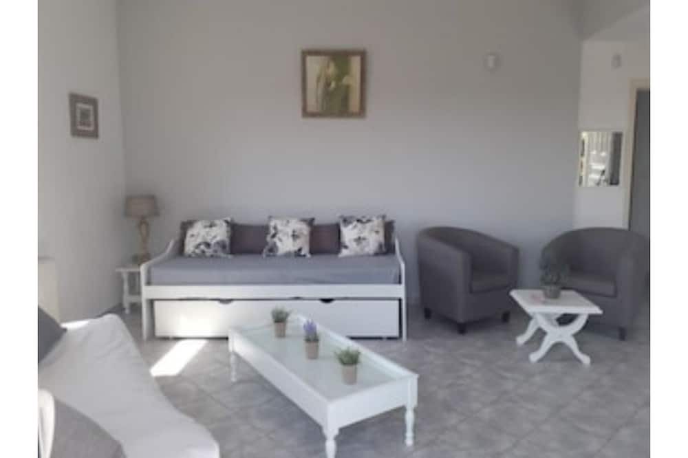 Messini House | Apartment Lena in Analipsis