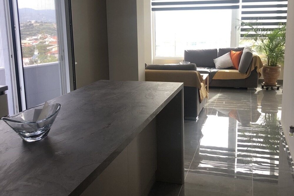 Anavyssos Apartment | Brand new apt in Anavisos with sea view
