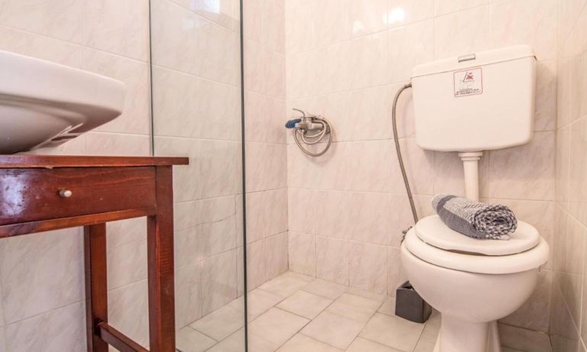 Kato Stalos House | Girogiali beach hotel