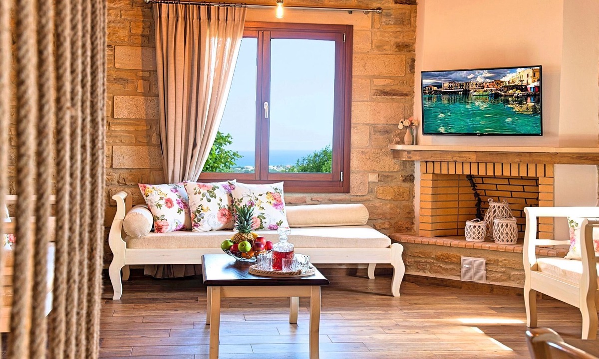 Kavallos House | Cretan Sunrise Villa Heated Private Pool