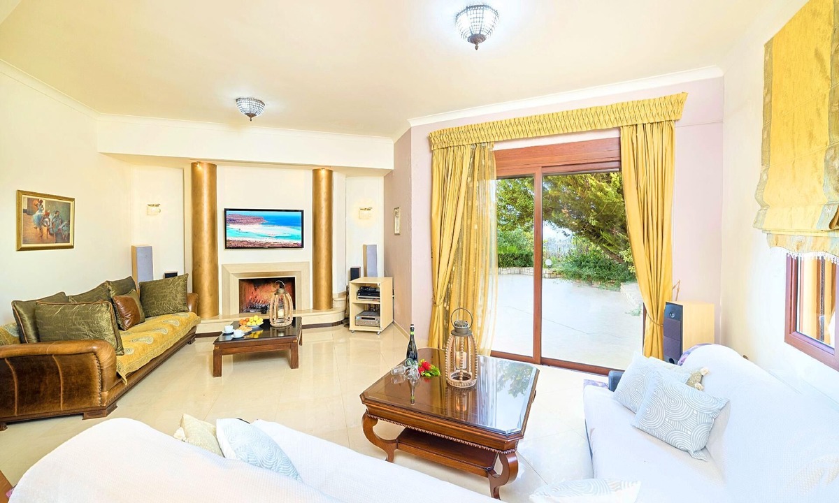 Rethymno House | Villa Evelina with Private Pool