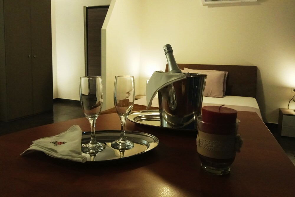 Papagou-Holargos Apartment | Athens Luxurious Suite 40
