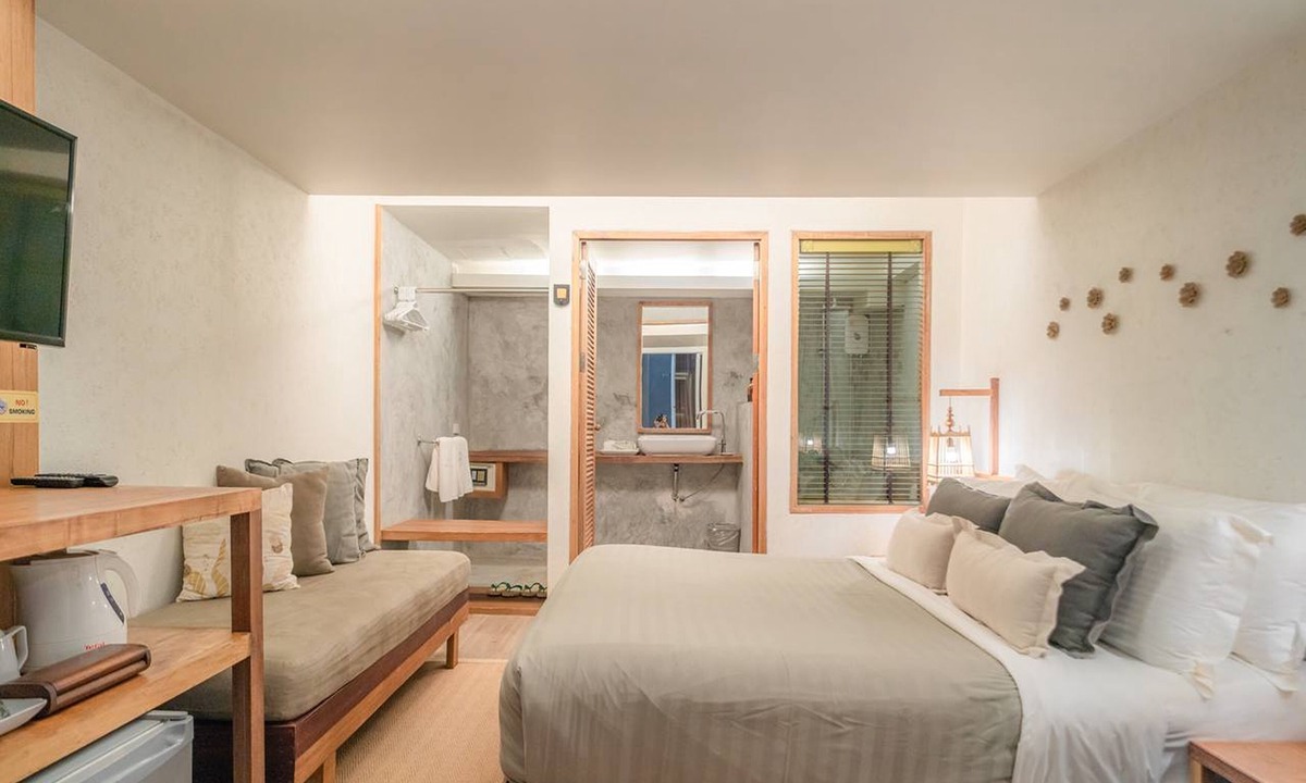 Nong Thale Hotel | The Parlour Krabi