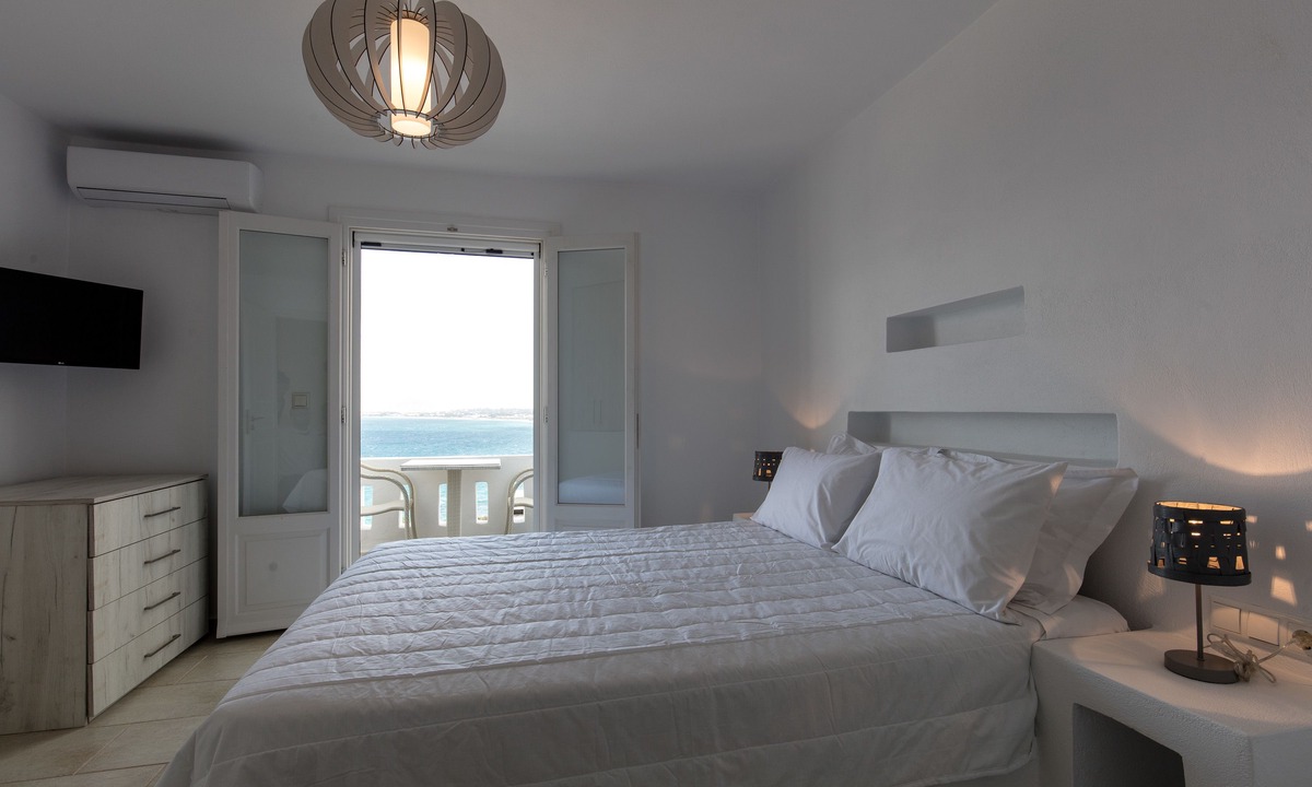 Maragas House | Apricot and Sea Luxury Villas