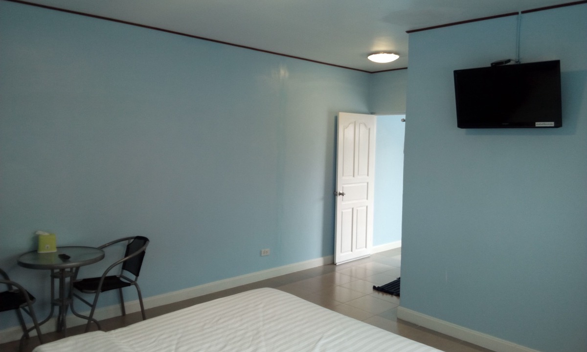 Uthumphon Phisai Hotel | Onanong Resort