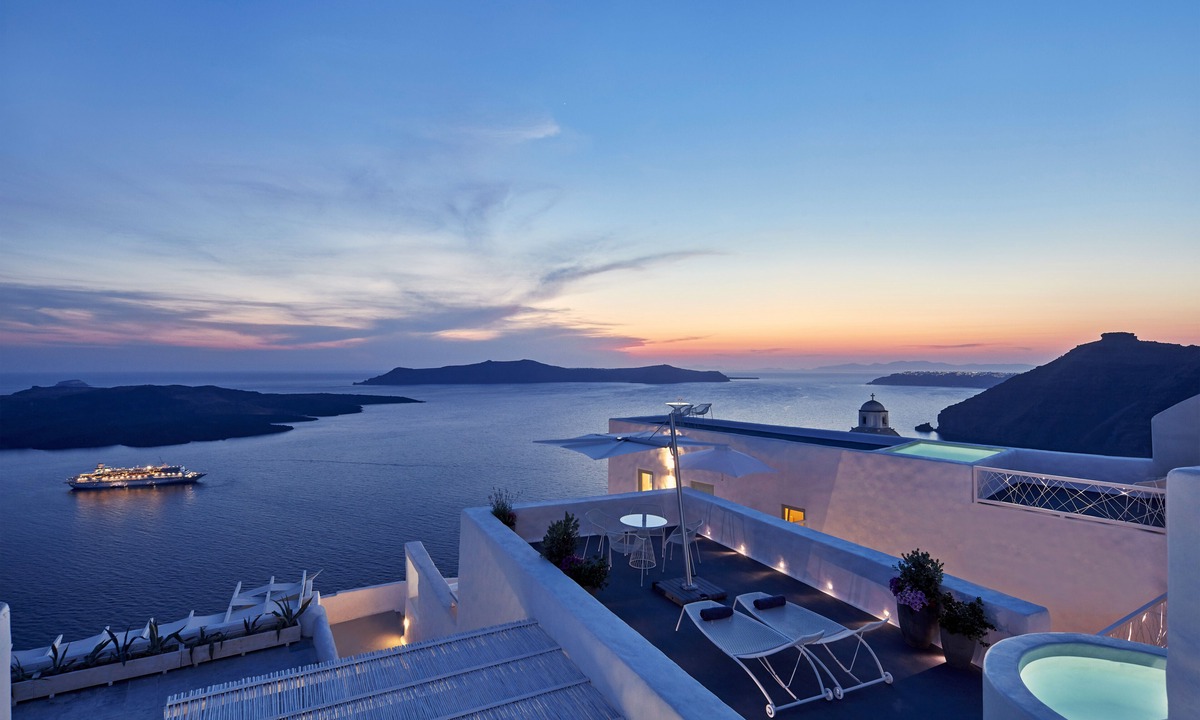 Fira Bed & Breakfast | Limestone