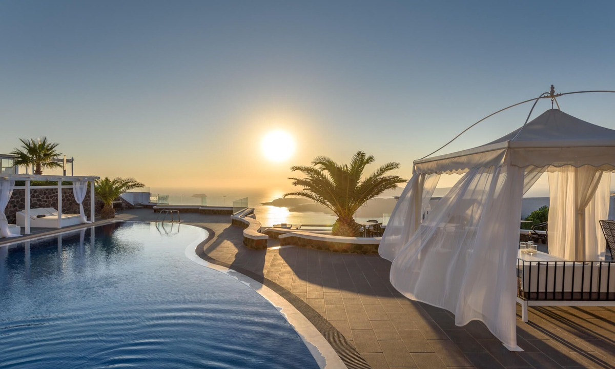 Pyrgos Villa | Santorini Gem