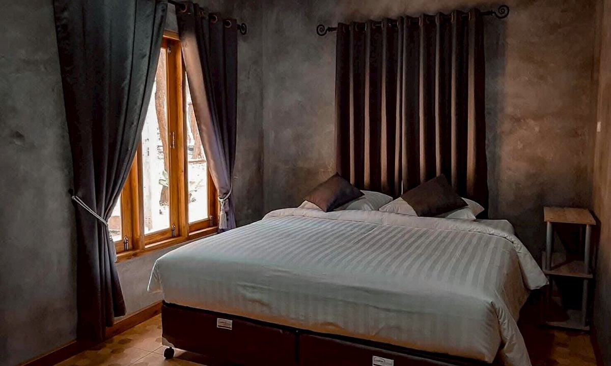 Uthai Thani House | Phawaeng Resort