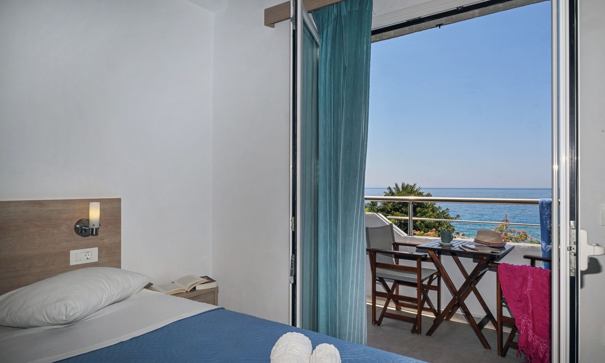 Agia Roumeli Hotel | Calypso Hotel