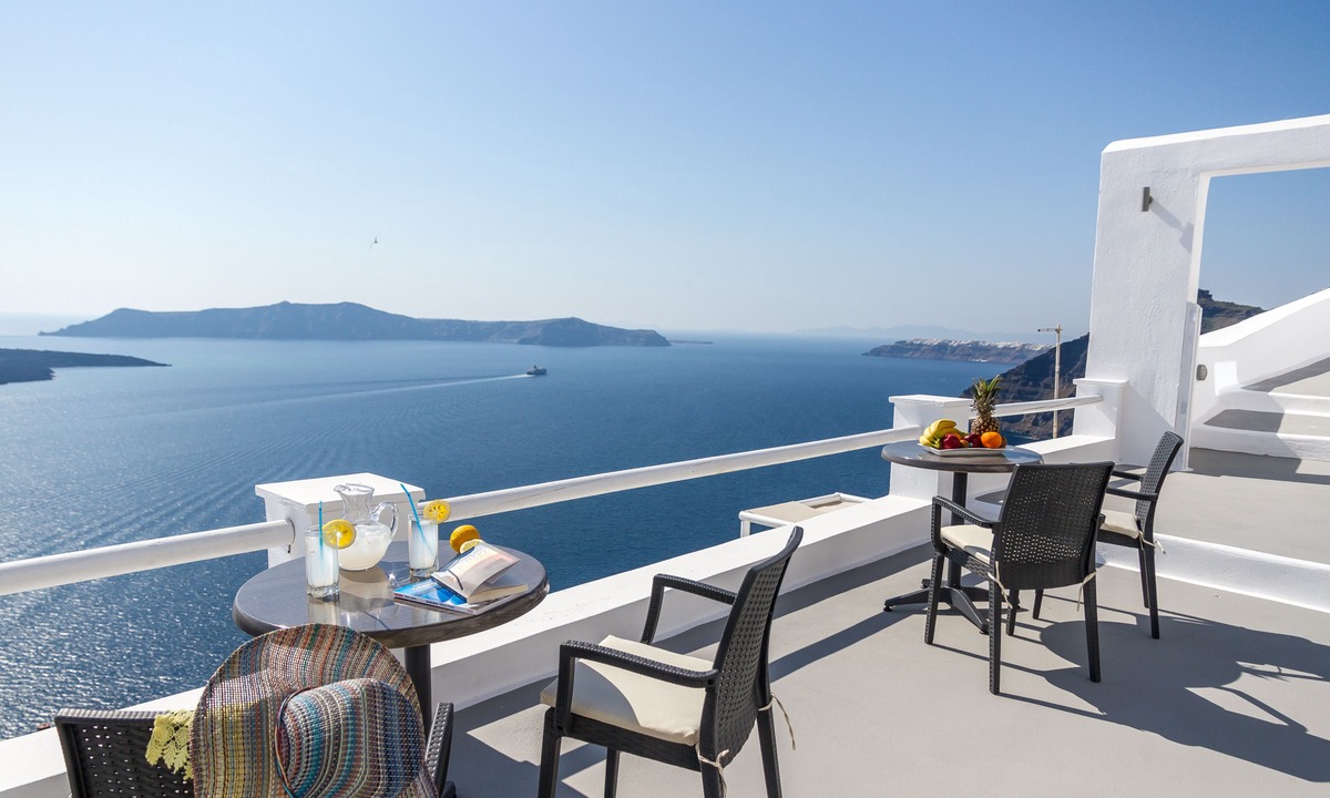 Fira House | Asma Suites