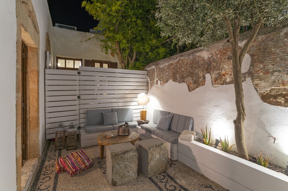 Lindos Cabin | Boho style luxury lodge with private courtyard in the heart of Lindos.