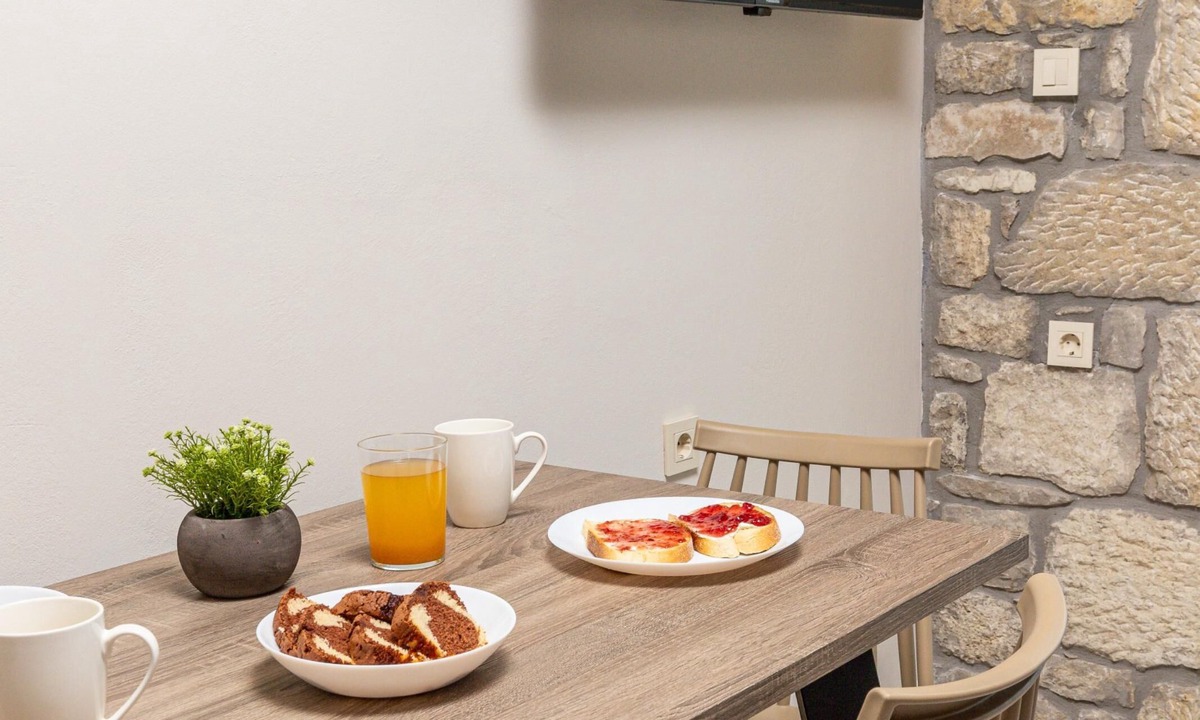 Kolymvari House | Achatis Apartments with sea view
