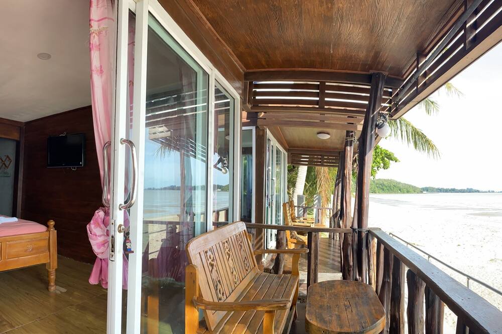 Don Sak Hotel | Karndee bangalow