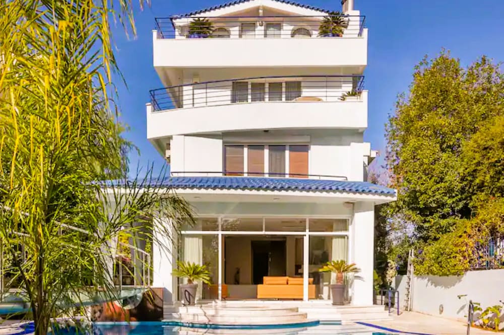 Glyfada Villa | Greece Dream Holidays Villas