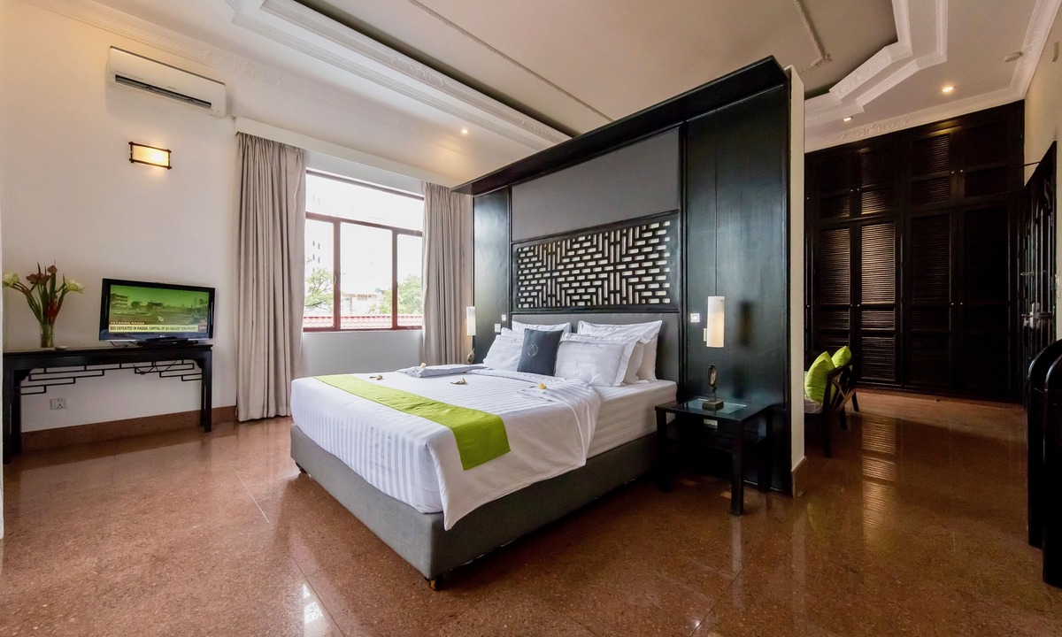 Phnom Penh City Centre Hotel | White Mansion