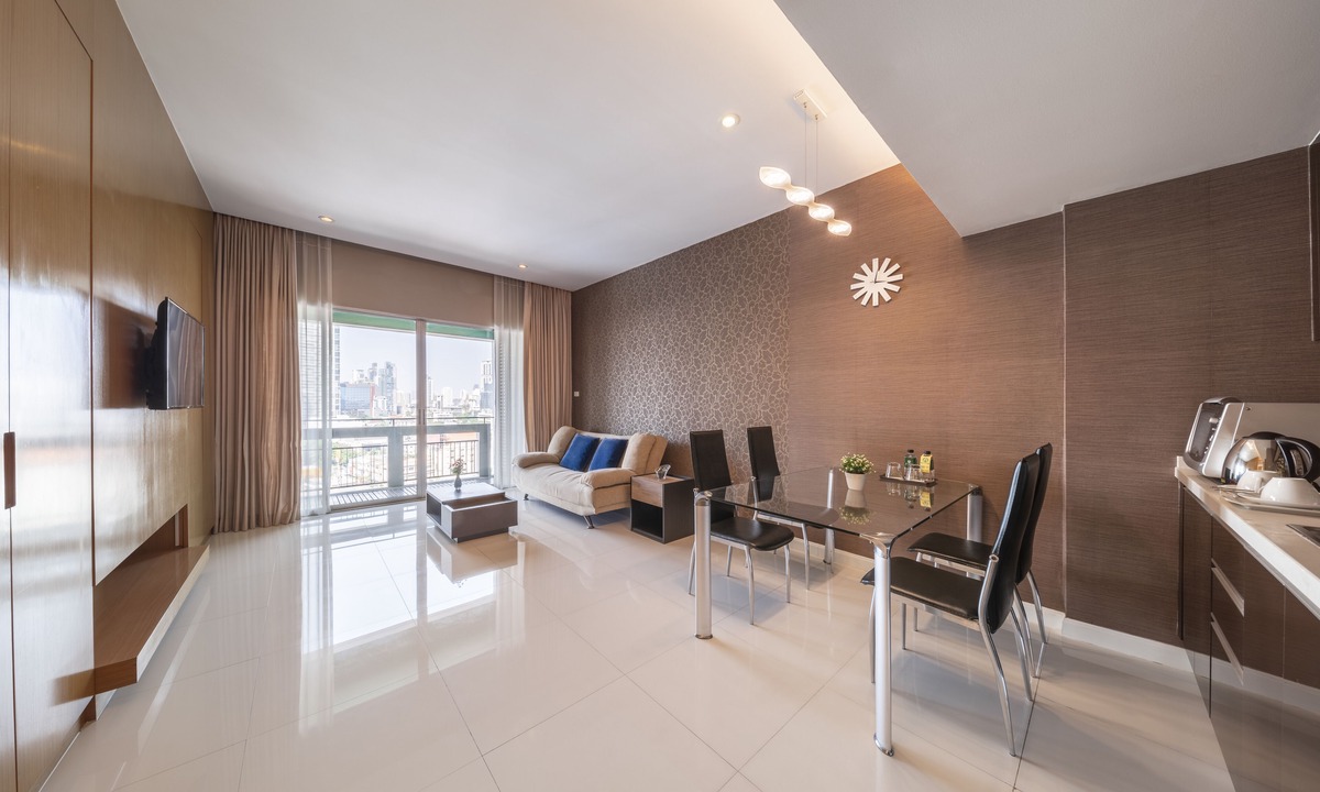Khlong Toei Hotel | At115 by Rompo Mansion