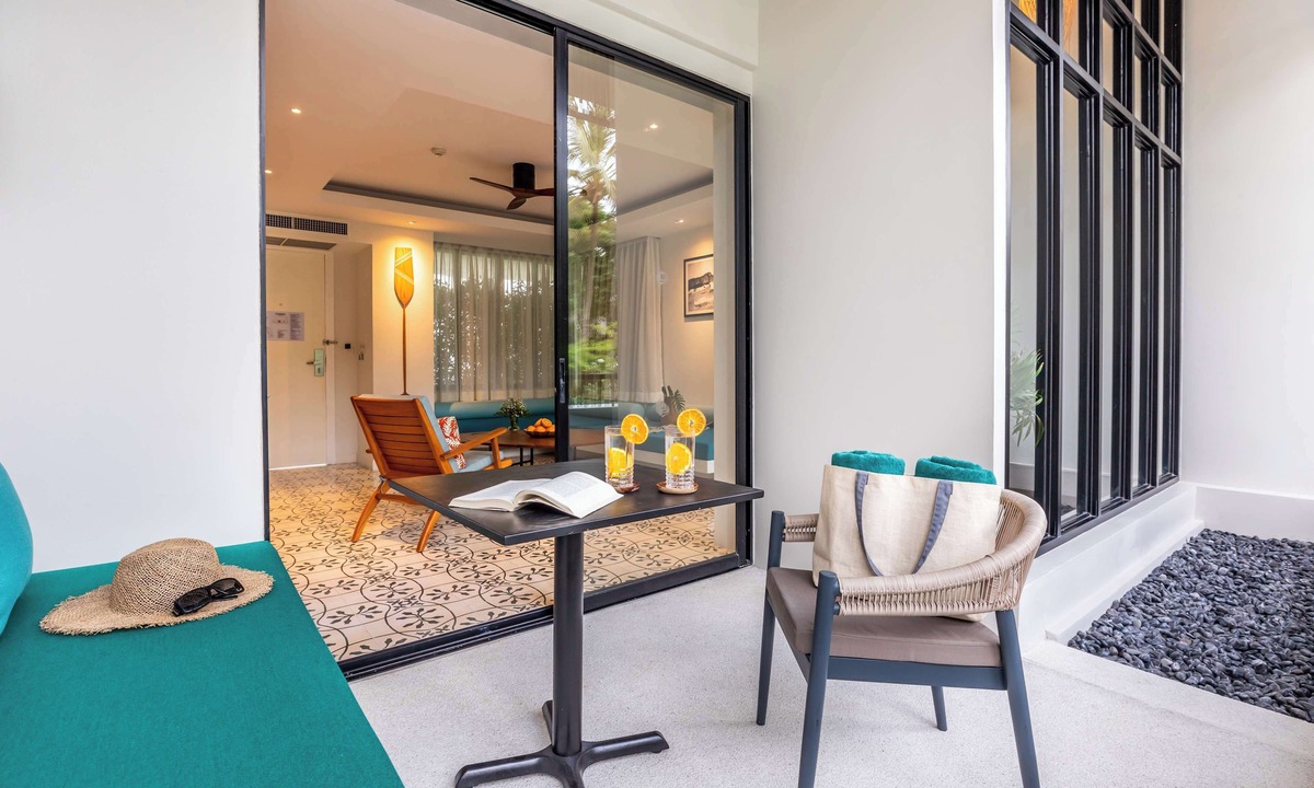Cherngtalay Hotel | OUTRIGGER Surin Beach Resort