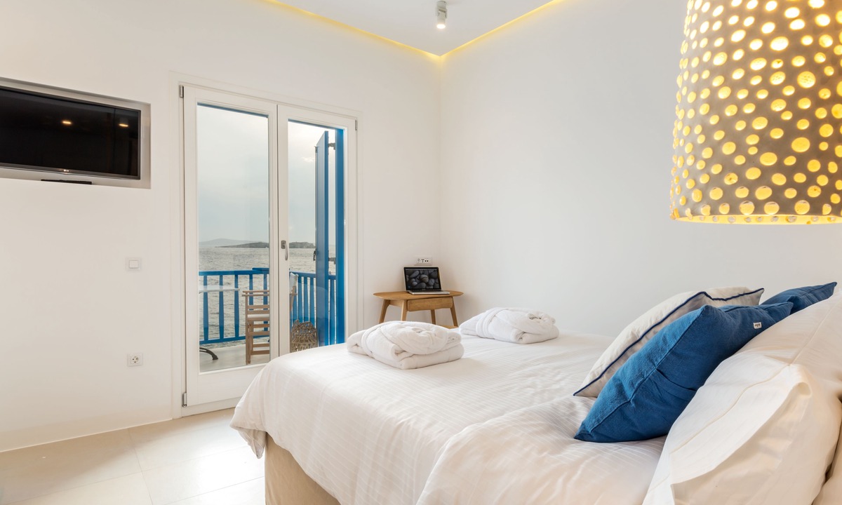 Little Venice Hotel | Bluetopia Suites