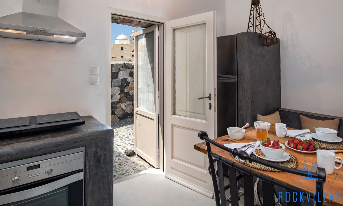 Emporio Villa | Rock Villas - Emporio | Pool, Jacuzzi, Castle View