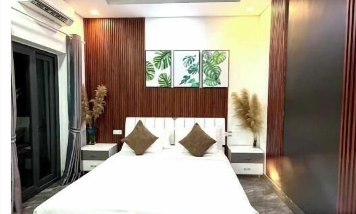 Mittakpheap House | Private villa in Sihaknouk Ville for 15 people