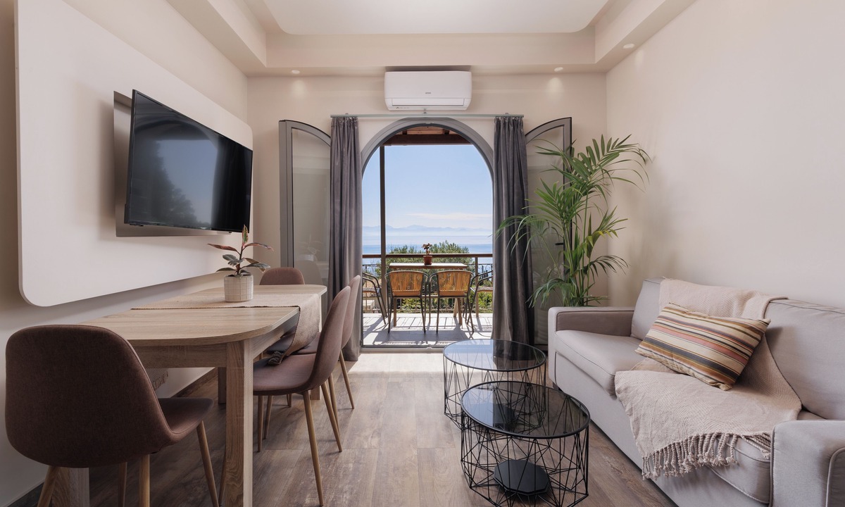 Dafnata Apartment | The Summit Escape