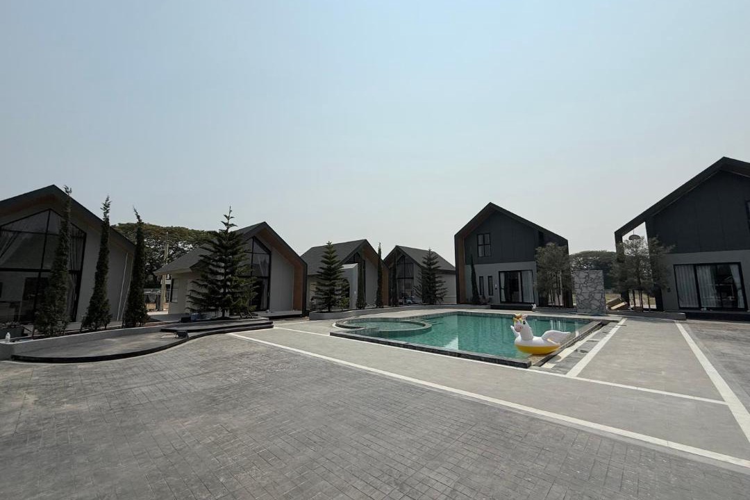 Nakhon Sawan Resort | สวนขอบฟ้า รีสอร์ท แอนด์ พลูวิลล่า