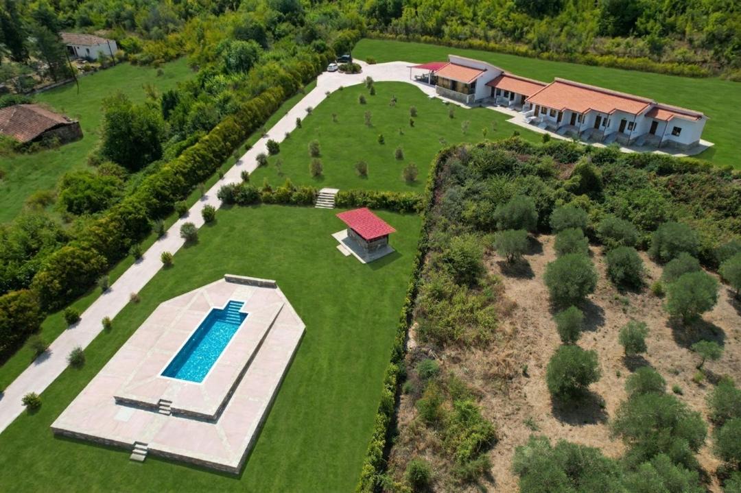 Sintiki Resort | Kerkini-Inn