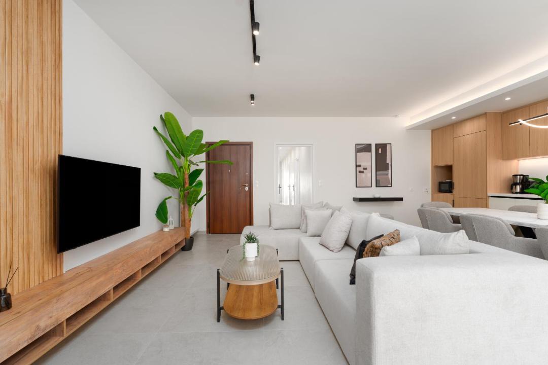 Agia Paraskevi Apartment | Luxury 4Bedrooms Stay in North Athens