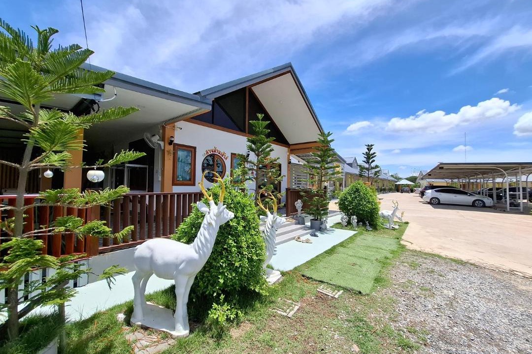 Sung Men Hotel | สายป่าน เฮ้าส์ แพร่