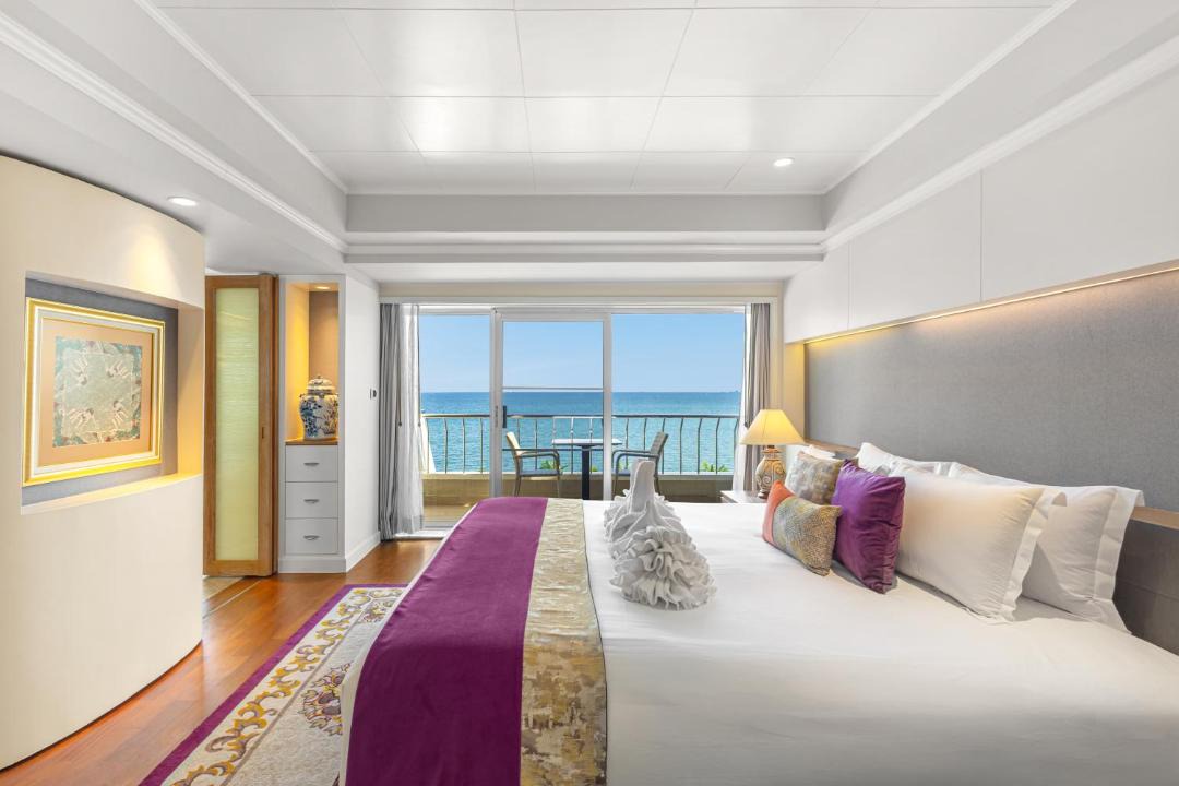 Pratumnak Hill Hotel | Royal Wing Suites & Spa Pattaya