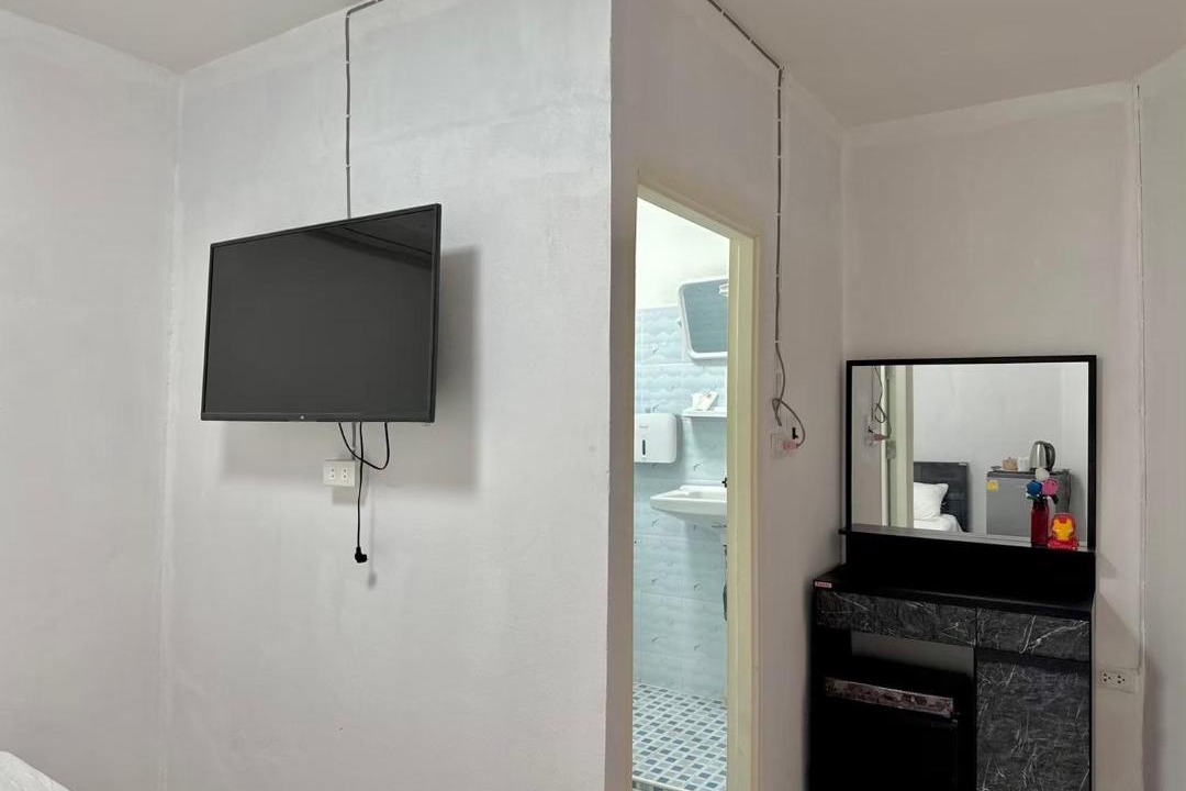 Talat Khwan Apartment | Baan alisa 13