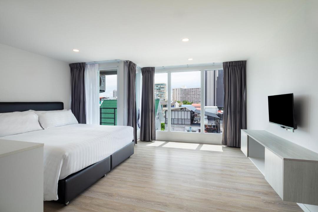 Jomtien Hotel | The Rizin Hotel Phratamnak