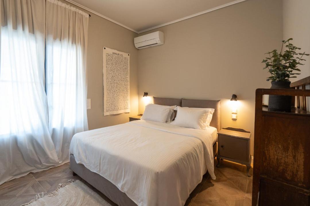 Petralona Apartment | Luxury Petralona Penthouse - Sleeps 7 -Near Metro