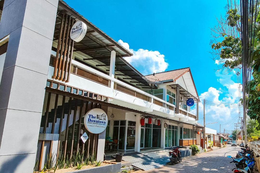 Koh Lan Resort | Downtown Kohlarn Resort