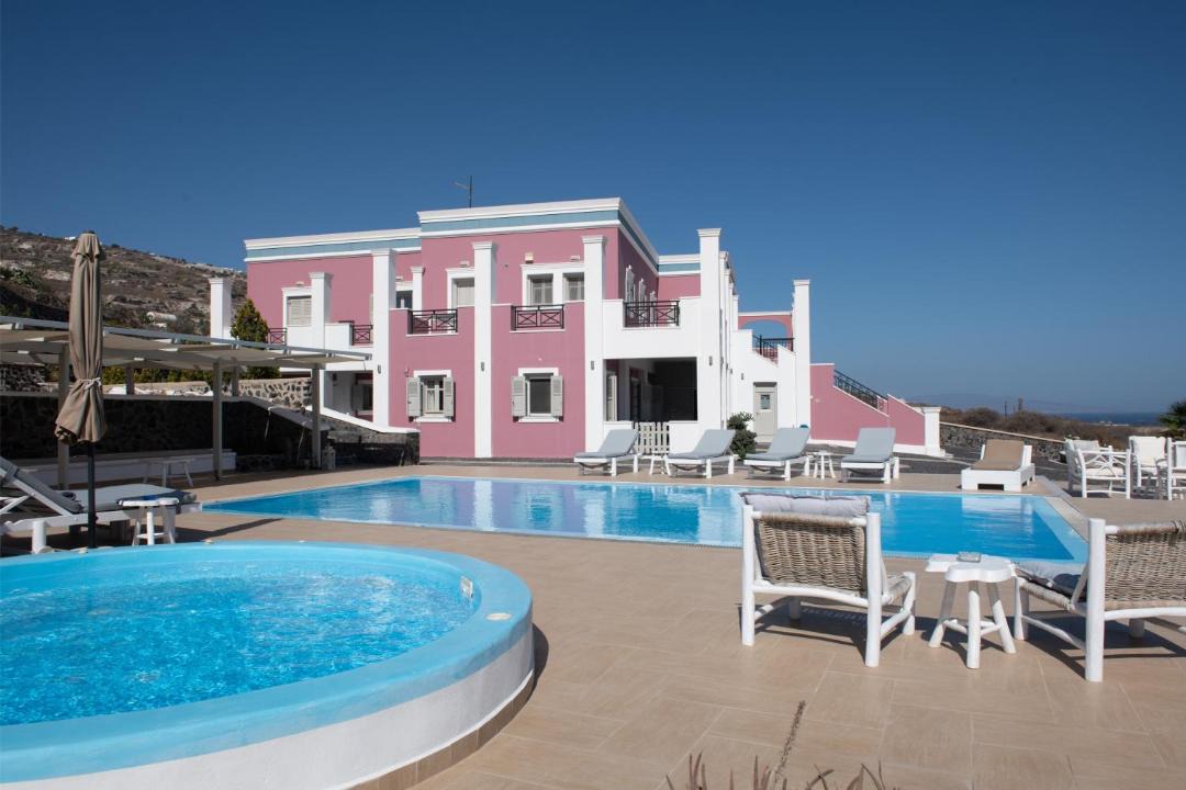 Kamari Apartment | Rose Suites