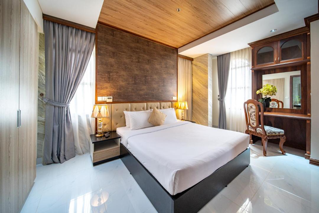 Daun Penh Hotel | LCS Hotel & Apartment