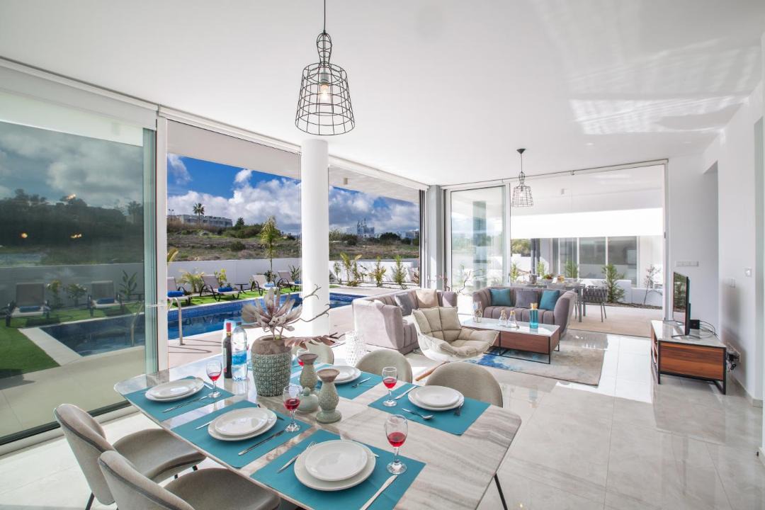 Protaras Villa | Olivine 3 Bedroom Villas