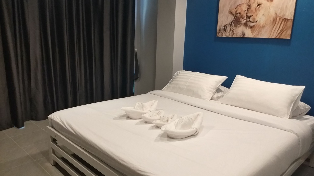Photo of Bedroom in Thanon Phaya Thai