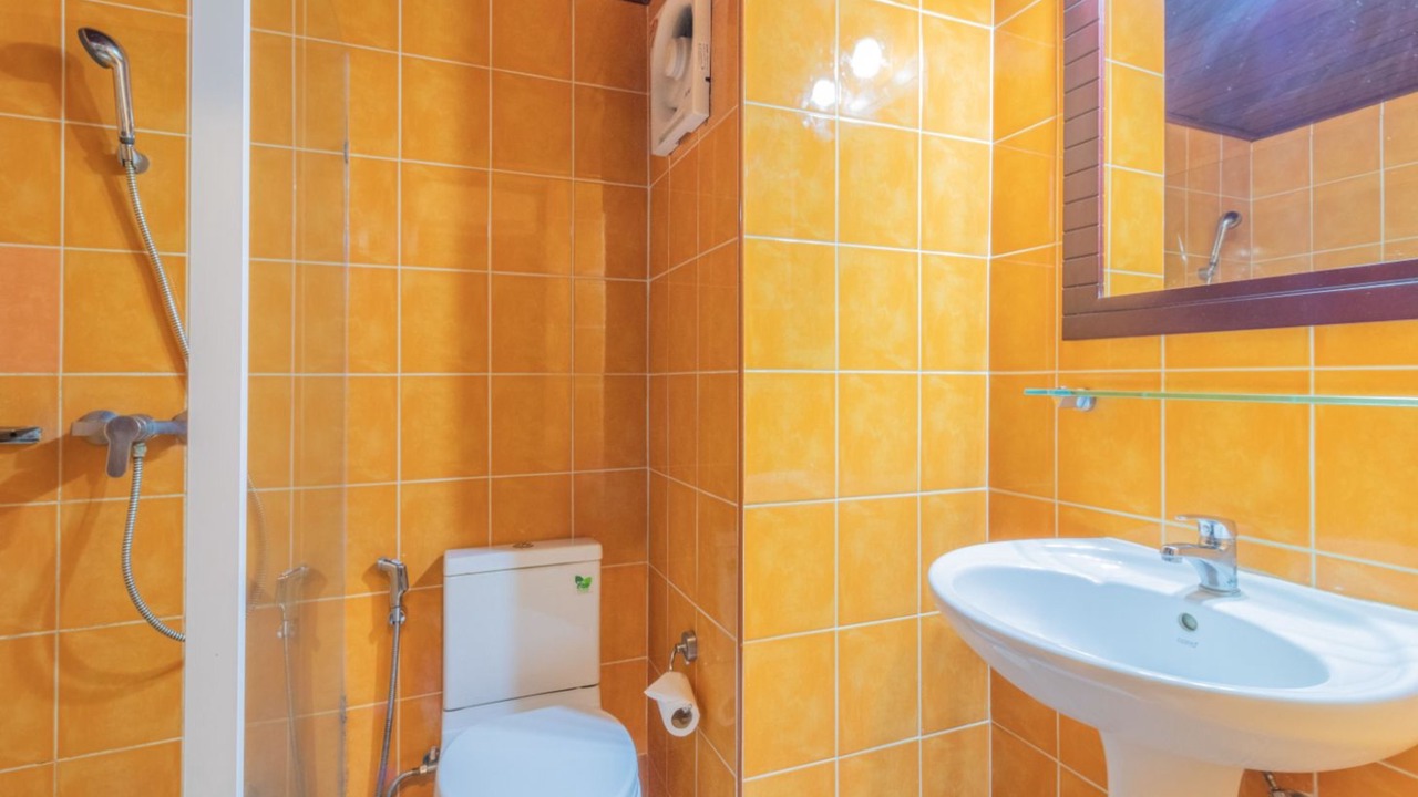 Photo of Bathroom in Phaya Thai