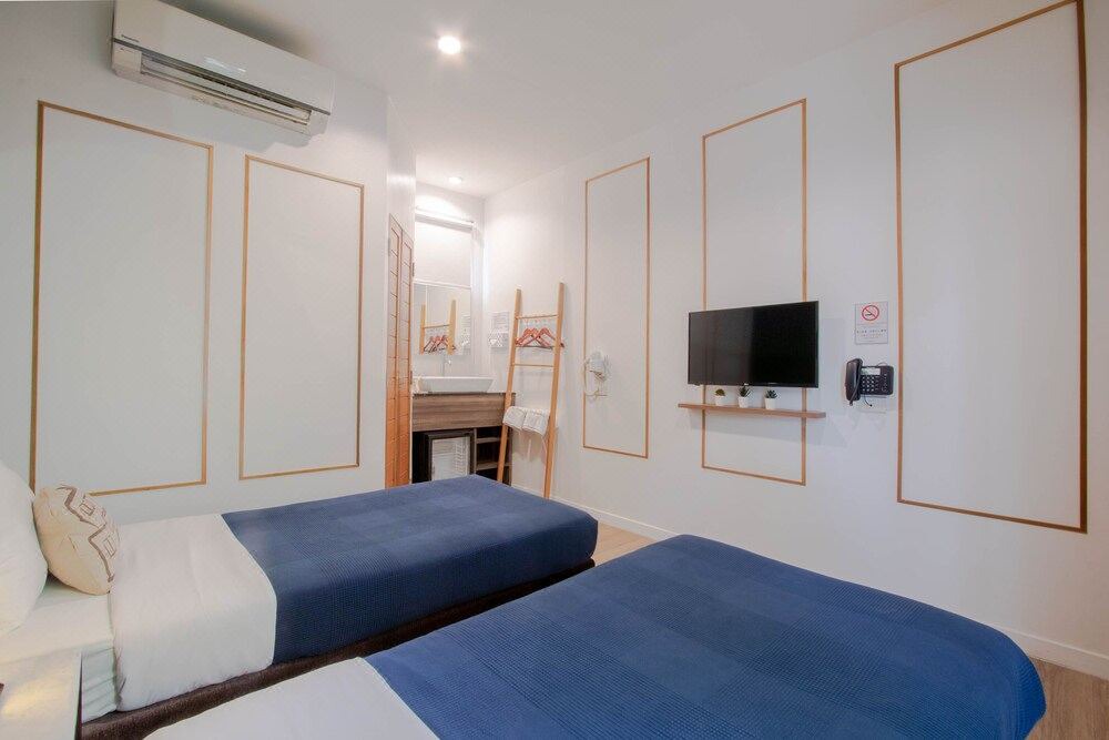 Photo of Bedroom in Khlong Kluea