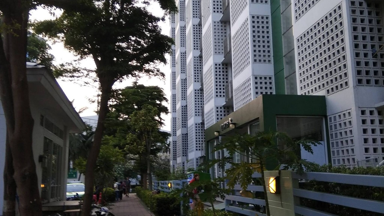 Photo of Buildings in Huai Khwang