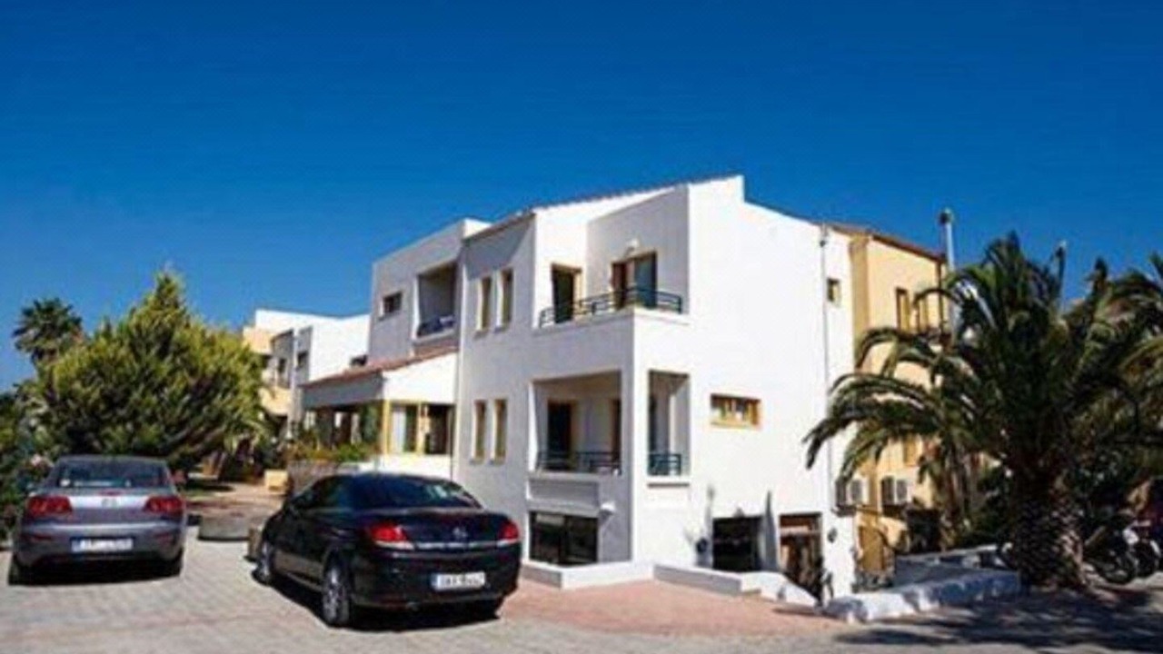 Photo of Buildings in Tavronitis