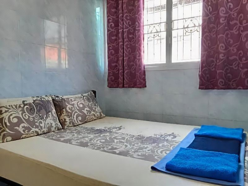 Photo of Bedroom in Wat Bowon Niwet
