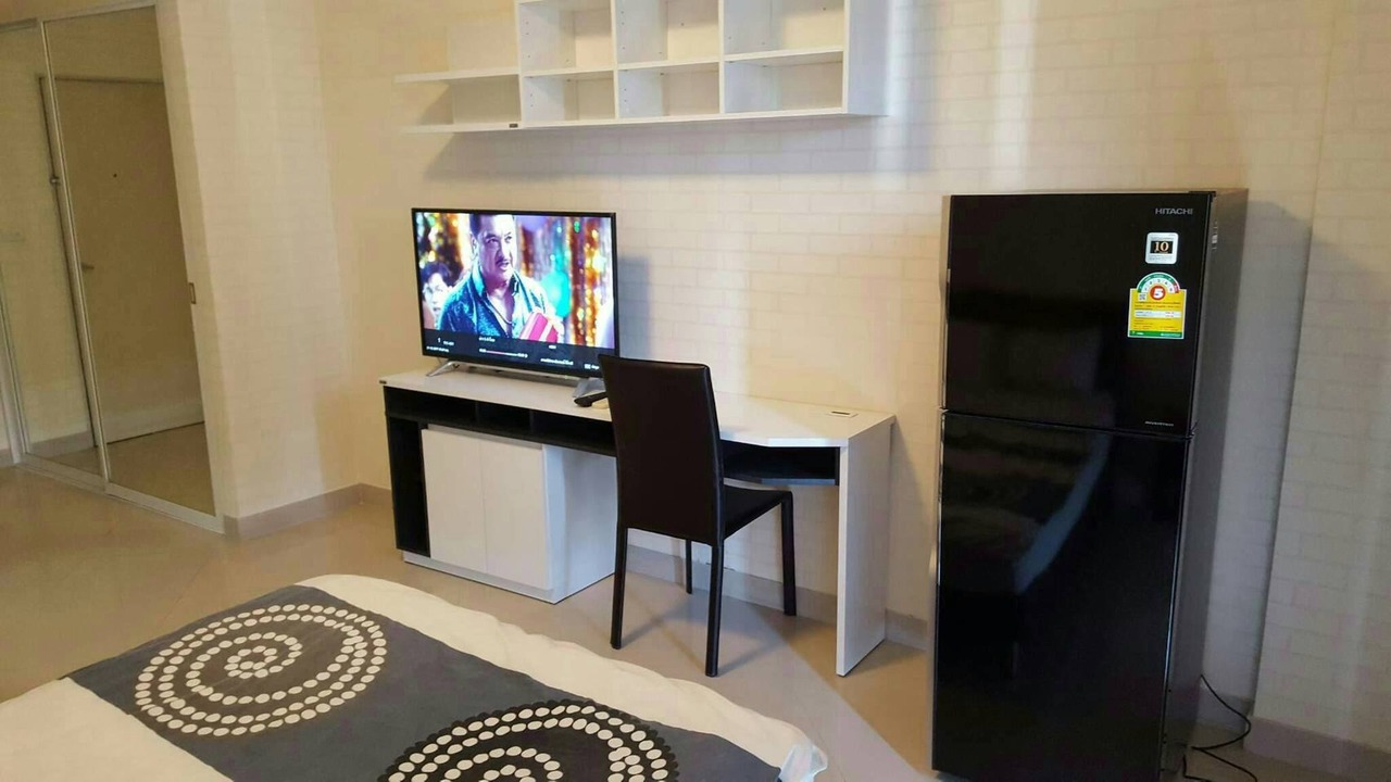 Photo of Livingroom in Huai Khwang